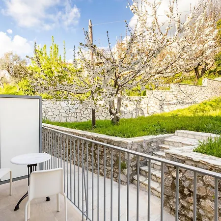 Denthis - Taygetos Mountain Getaway Ξενοδοχείο