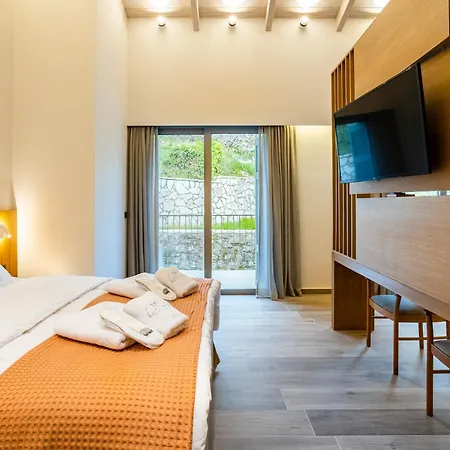 Denthis - Taygetos Mountain Getaway Ξενοδοχείο Artemisía