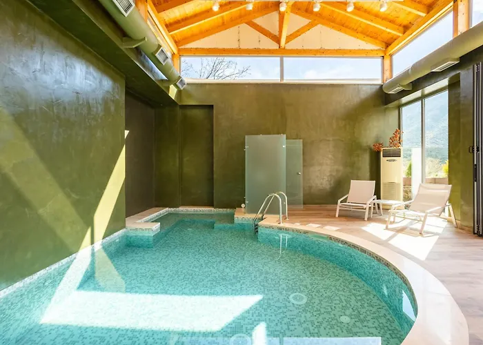 Denthis - Taygetos Mountain Getaway Hotell