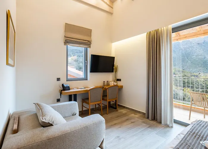 Denthis - Taygetos Mountain Getaway Hotell 3*