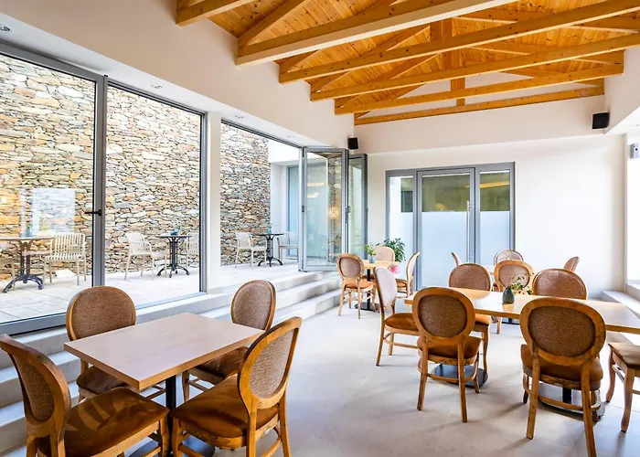 Denthis - Taygetos Mountain Getaway Hotell 3*