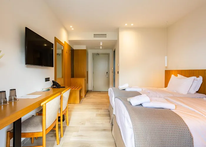 Hotell Denthis - Taygetos Mountain Getaway Artemisía