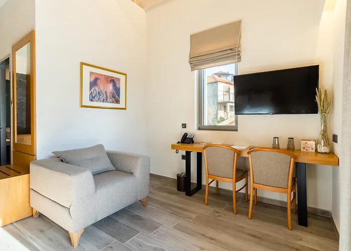 Hotel Denthis - Taygetos Mountain Getaway