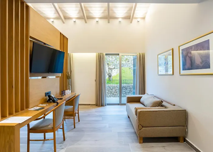 Denthis - Taygetos Mountain Getaway Artemisía