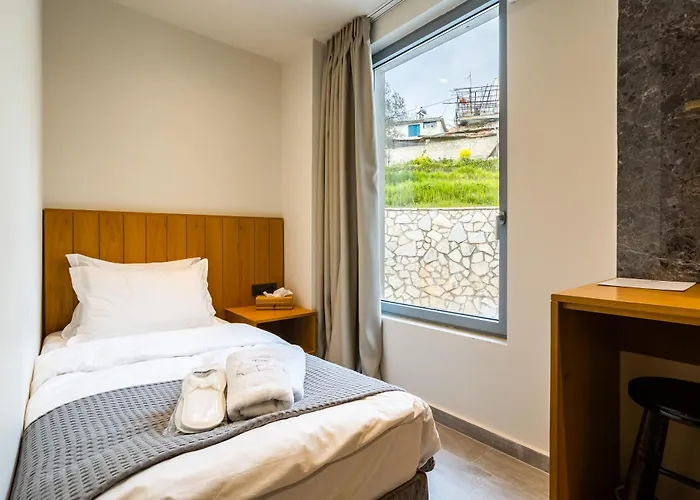 Hotell Denthis - Taygetos Mountain Getaway Artemisía