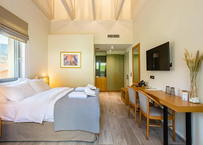 Denthis - Taygetos Mountain Getaway Hotell 3*